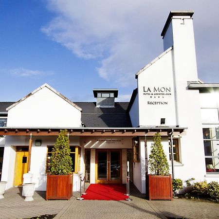 La Mon Hotel & Country Club Castlereagh エクステリア 写真