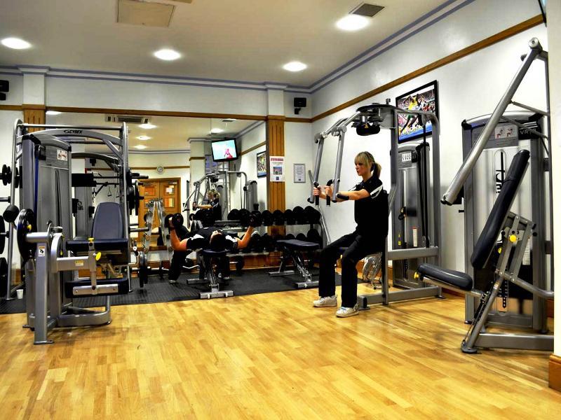 La Mon Hotel & Country Club Castlereagh エクステリア 写真