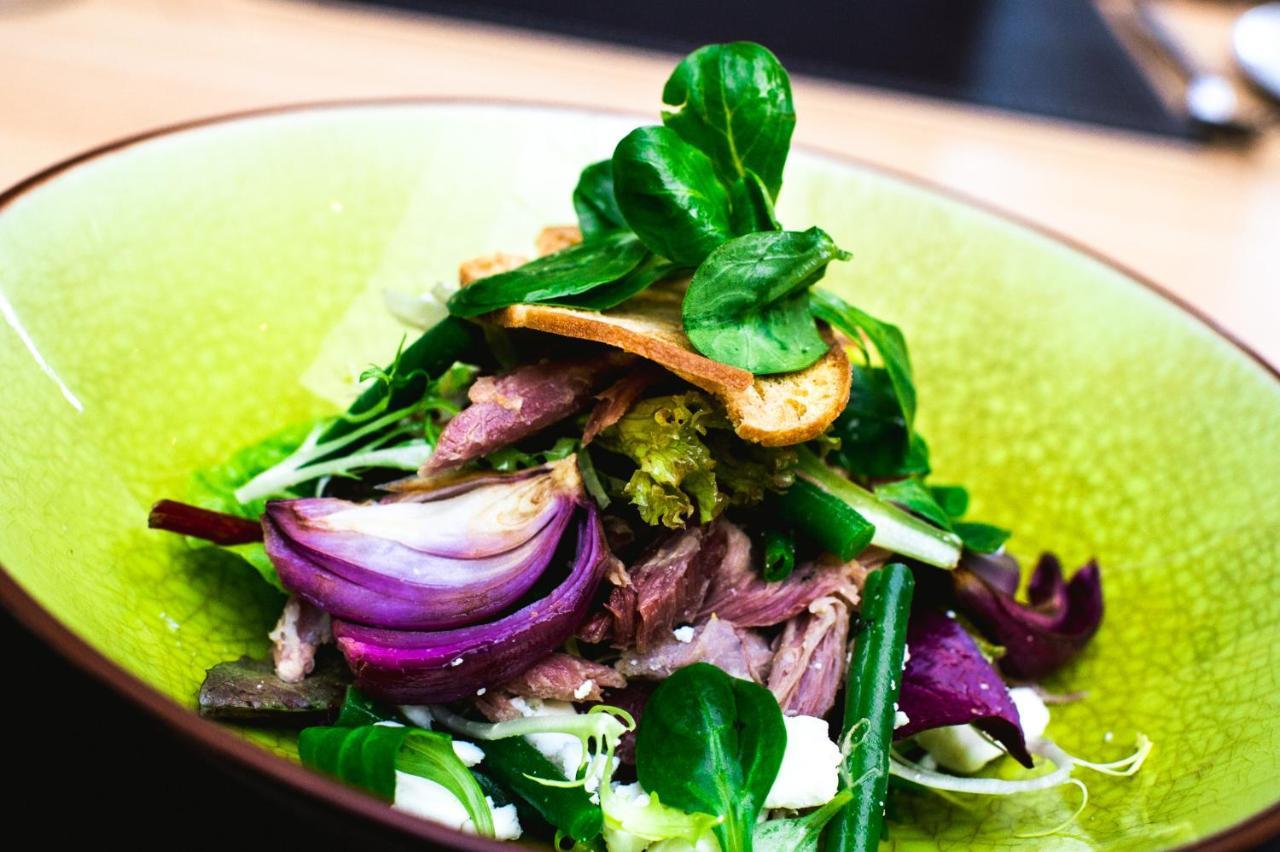 La Mon Hotel & Country Club Castlereagh エクステリア 写真